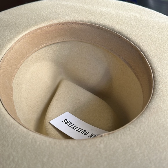 Wool Hat - Picture 7 of 9